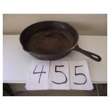ANTIQUE CAST IRON SKILLET