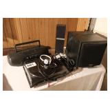 TURN TABLE-OPTIMUS RADIO CD & TAPE PLAYER