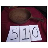 ANTIQUE CAST IRON SKILLET