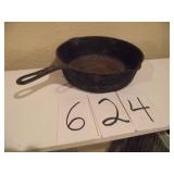 GRISWALD CAST IRON SKILLET