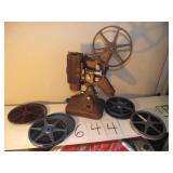 ANTIQUE KEYSTONE MOVIE PROJECTOR W / FILMS
