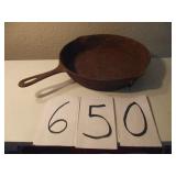 ANTIQUE CAST IRON SKILLET...7"