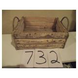 VINTAGE TRAMP ART WOOD BOX