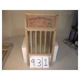 VINTAGE WASHBOARD