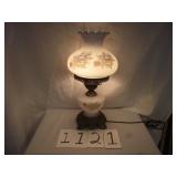 VINTAGE HURRICANE LAMP...WORKS