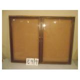 DOUBLE DOOR SHOWCASE