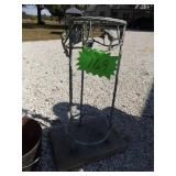 METAL PLANT STAND