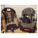 2 CARSEATS