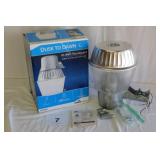 DUSK TO DAWN 65 WATT FLUORESCENT