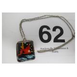 VINTAGE PLASTIC 3D FISH NECKLACE