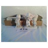 2 precious moments figurines