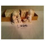 2 precious moments figurines