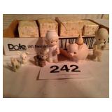 6 small precious moments figurines