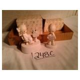 2 precious moments figurines