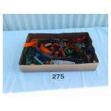 Pet collars & grooming supplies