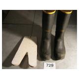 LACROSS BLACK SIZE 11 MUD BOOTS, LIKE NEW