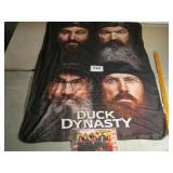 DUCK DYNASTY THROW & FAMILY PICTURE