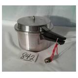 MIRROR MAGIC PRESSURE COOKER 4QT