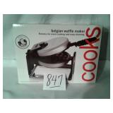 BRAND NEW!! COOKS BELGIAN WAFFLE MAKER