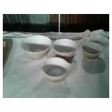 PYREX bowl set
