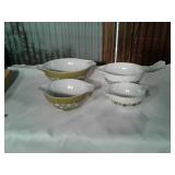 PYREX BOWL set