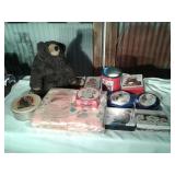 Rockwell tins, blanket