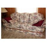 3 CUSHION COUCH W/PILLOWS