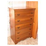 5 DRAWER CHEST OF DRAWERS