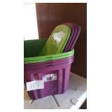 5 PLASTIC TOTES W/LIDS