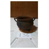 CAST IRON POT