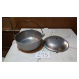 ALUMINUM POT W/LID 4 1/2 QT