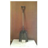 ILLINOIS CENTRAL RAILROAD SHOVEL