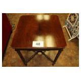 SPIRAL LEGS WOOD TABLE 24X24X30