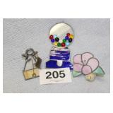 3 STAINED GLASS PIECES, 1 NIGHT LIGHT
