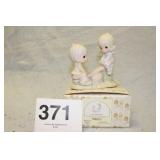 PRECIOUS MOMENTS LOVE LIFTED ME