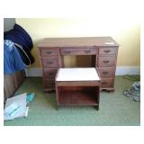 Knee hole desk & bench