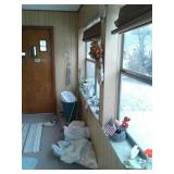 Content of back porch and closet (2 in 1)