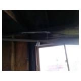 2 boat oars 1 is 7ft & 6ft long (about)