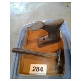 VINTAGE SHOE MOLD & PEDESTAL