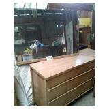 CUSTOM CRAFTED KROEHLER BEDROOM SET