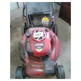 CRAFTS MEN SELF PROPELLED LAWN MOWER WITH BAG