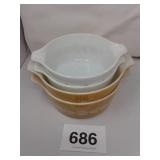 PYREX NESTING BOWLS (4)