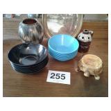 LOT OF PLASTIC BOWLS, VASE, PICTURE, PENCIL