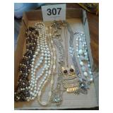 LOT OF COSTUME JEWELRY