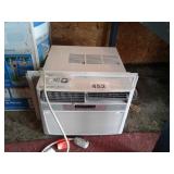 FRIGIDAIRE WINDOW A/C UNIT
