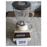 HAMILTON BEACH 14 SPEED BLENDER, ELECTRIC KNIFE,