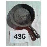 CAST IRON SKILLET  MADE IN TAIWAN