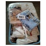MEDIUM TOTE OF MISC SHEETS, BLANKETS, PILLOW