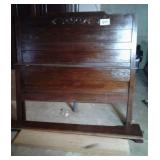 ANTIQUE OAK 3/4 OR DOUBLE SIZE BED WITH FOOT