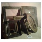 PRIMITIVE PICTURE FRAMES